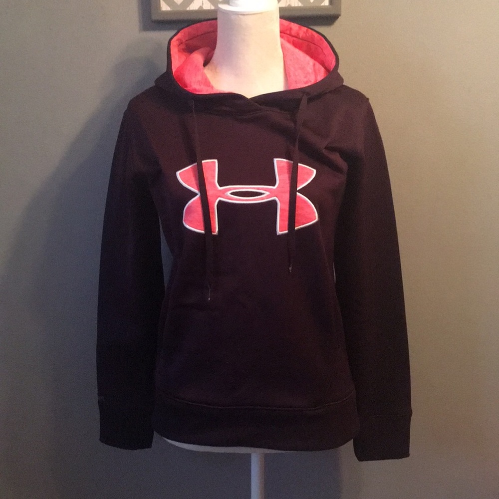 Under armour sweatshirt